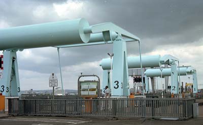 Bridge Lifts, Barrage, Cardiff Bay, Wales